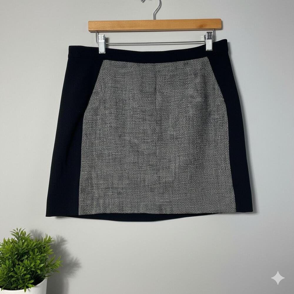 J.Crew Black & White Herringbone Wool Blend New Mini Skirt – Size 10